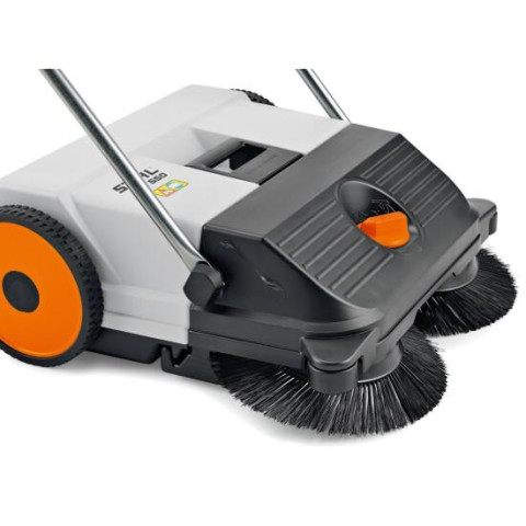 Підмітальна машина механічна STIHL KG 550