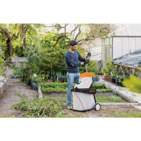 Подрібнювач садовий електричний STIHL GHE 140 L