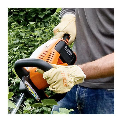 Кущоріз акумуляторний STIHL HSA 56 Set