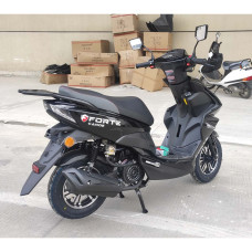 Скутер Forte Canoe 149 6CC чорний