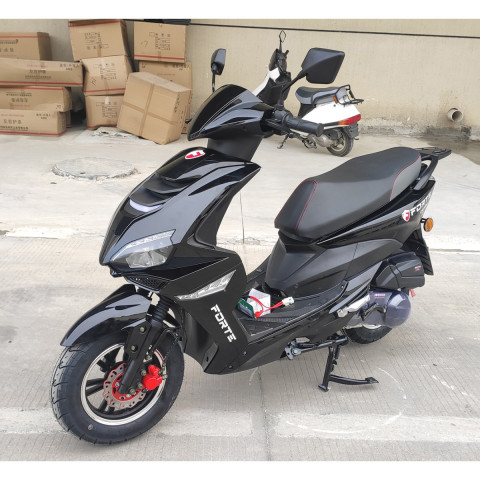Скутер Forte Canoe 149 6CC чорний