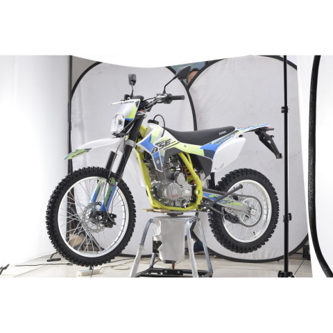 Мотоцикл BSE J3D 172 ENDURO