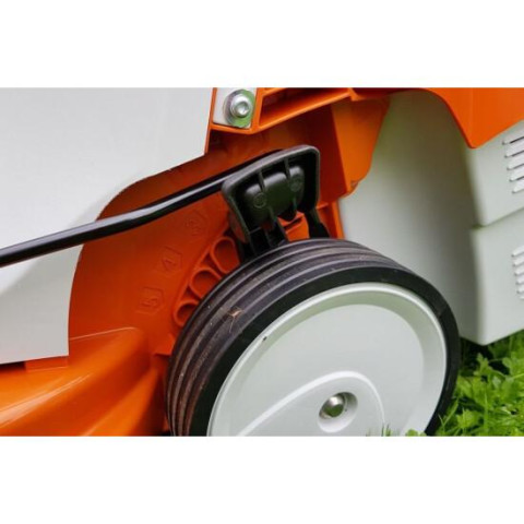 Газонокосарка акумуляторна STIHL RMA 235 (без АКБ та ЗП)