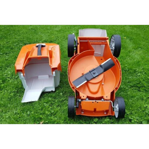 Газонокосарка акумуляторна STIHL RMA 235 (без АКБ та ЗП)