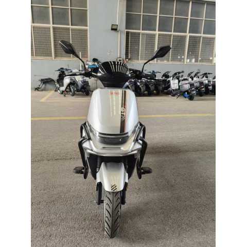 GTM Скутер акумуляторний N-MAX 2500, 72В, 2500Вт, Швидкість - 60км/год