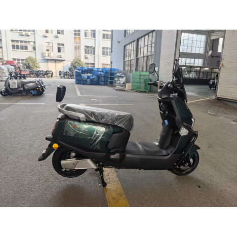 GTM Скутер акумуляторний N-MD 1200, 72В, 1200Вт, Швидкість - 50км/год