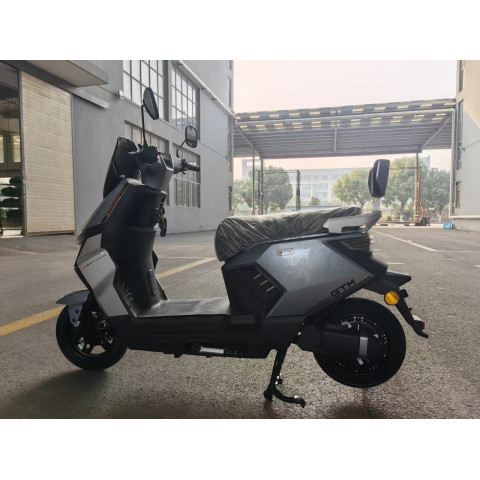 GTM Скутер акумуляторний C-EV 1200, 72В, 1200Вт, Швидкість - 50км/год
