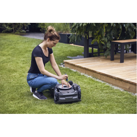 Газонокосарка-робот Husqvarna AM 305