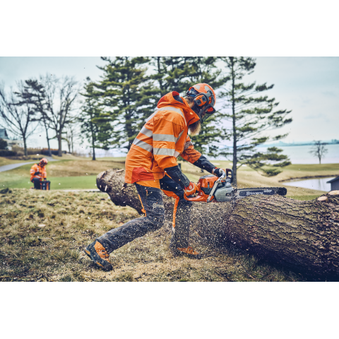 Бензопила Husqvarna 562XP II