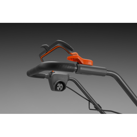 Газонокосарка Husqvarna LC 141С